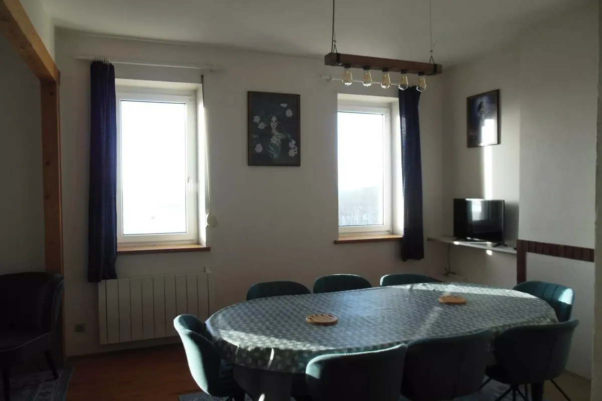 4 Pièces 8 Personnes