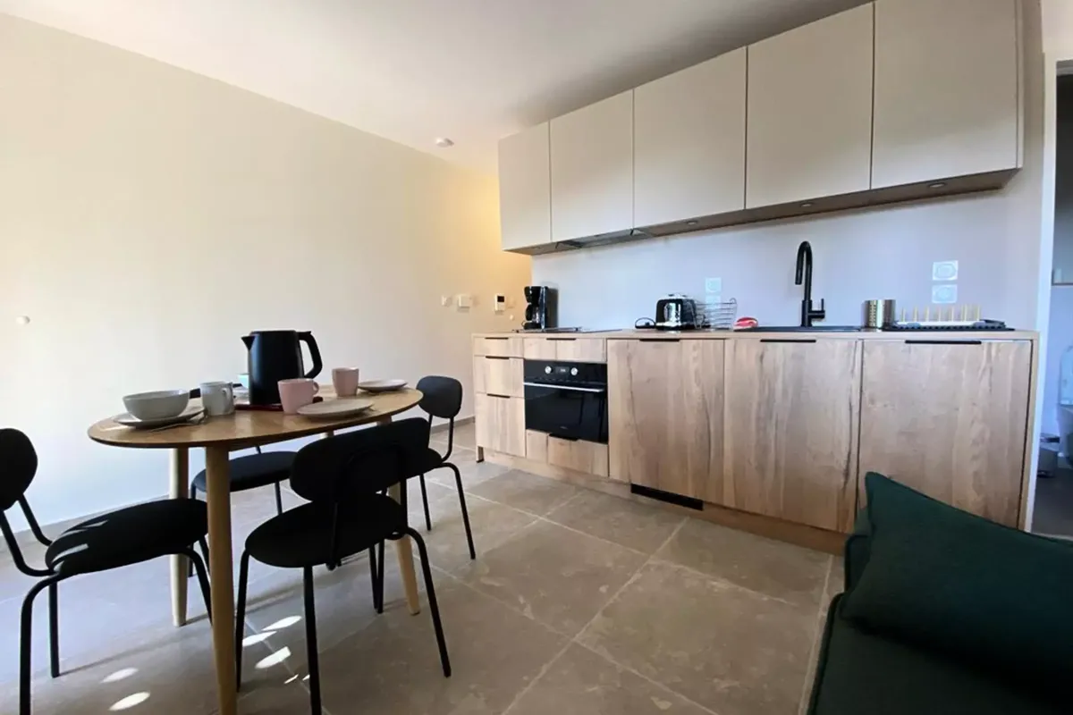 2 Pièces 4 Personnes