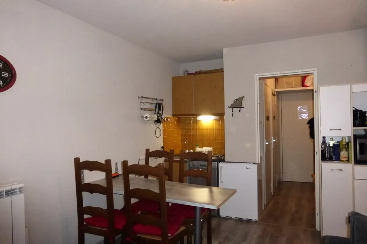 1 Pièce 4 Personnes