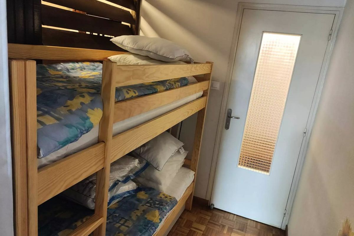 1 Pièce 4 Personnes