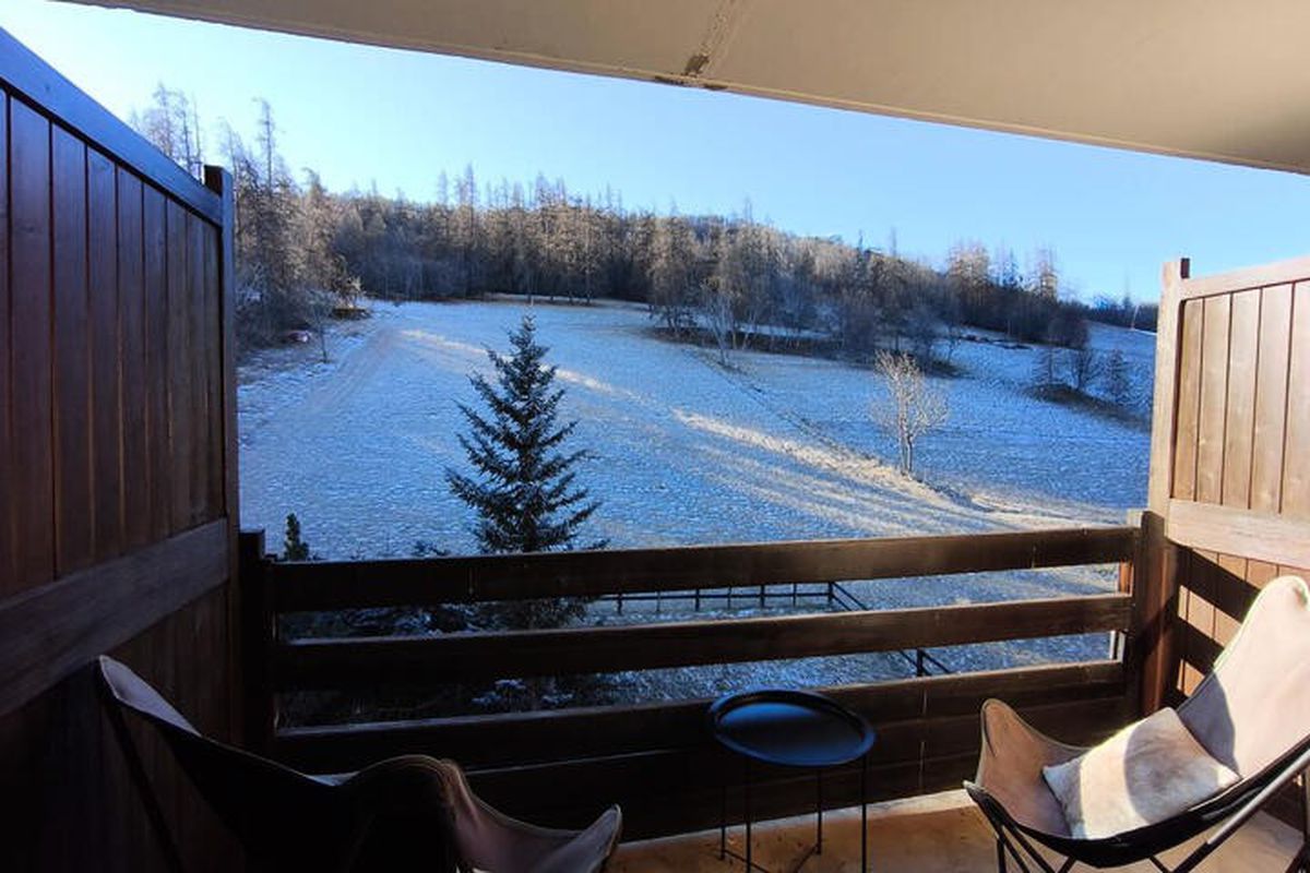 1 Pièce 4 Personnes