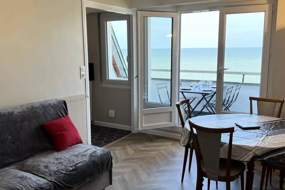 1 Pièce 4 Personnes