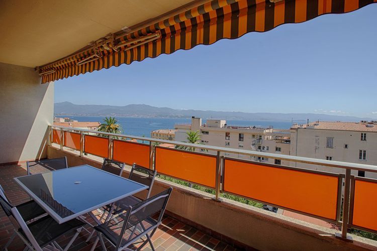 Appartement 4 pièces 6 couchages AJACCIO - Général leclerc