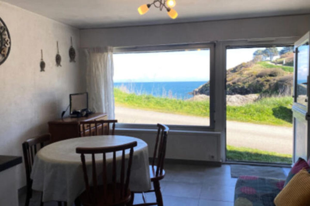 1 Pièce 4 Personnes