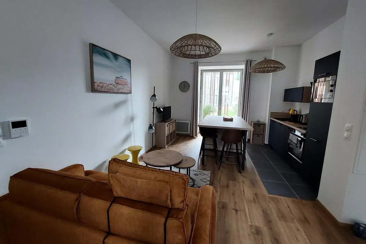 2 Pièces 4 Personnes