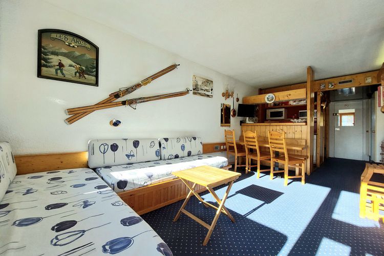 Appartement agréable · Centre station · Balcon · Wifi gratuit - Nova 2