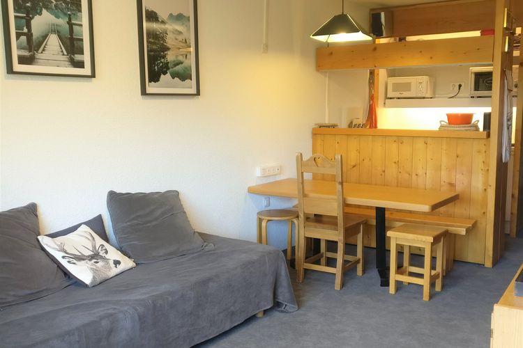 Appartement agréable · Centre station · Balcon · Wifi gratuit - Nova 1