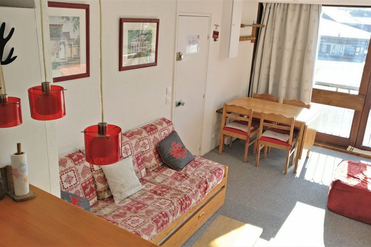 Appartement agréable · Ski aux pieds · Balcon - Belles challes