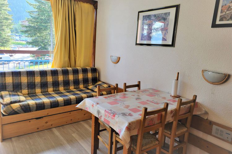 Studio agréable · Ski aux pieds · Balcon - Belles challes