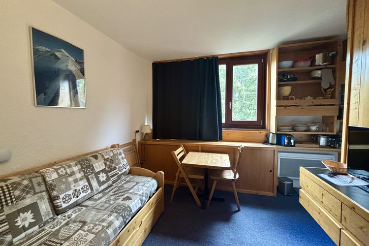 Studette · Centre station · WIFI gratuit - Nova 3