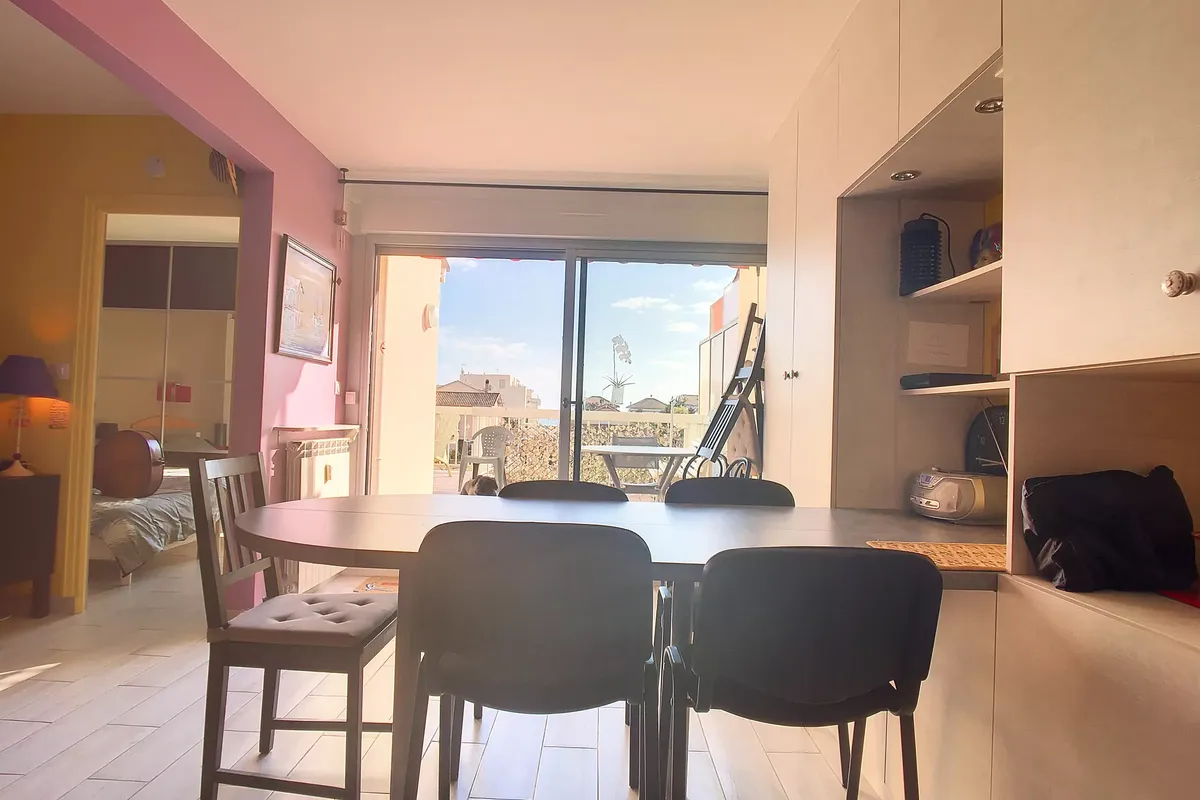 2 Pièces 6 Personnes