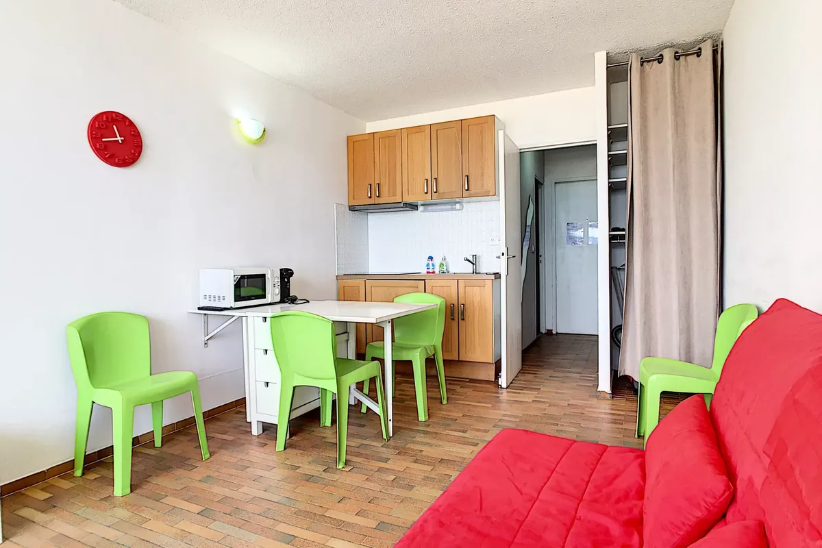 1 Pièce 4 Personnes