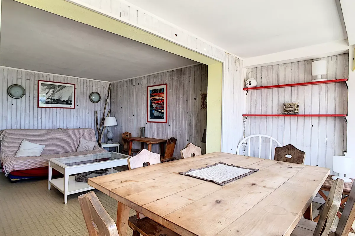 4 Pièces 8 Personnes