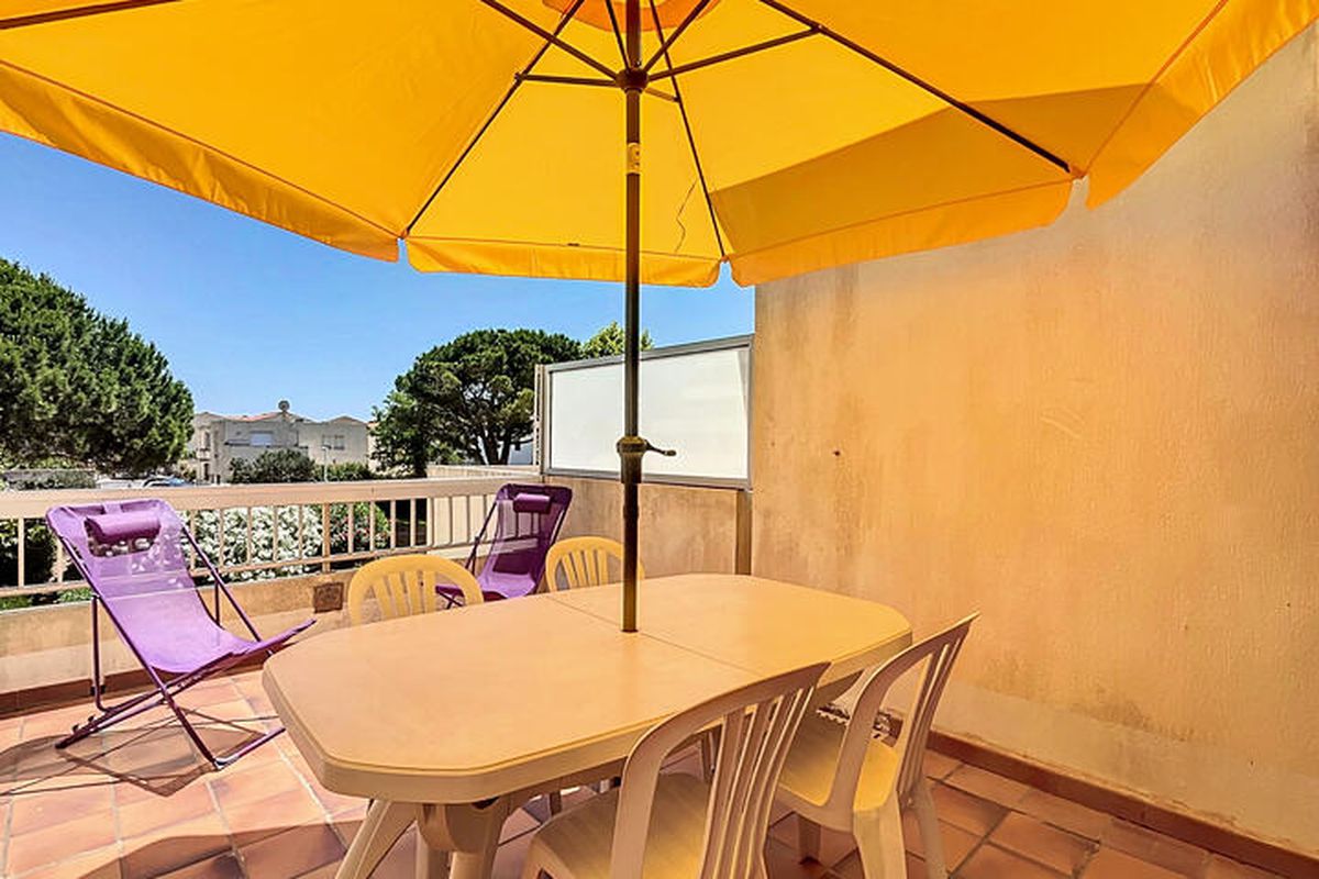 1 Pièce 4 Personnes