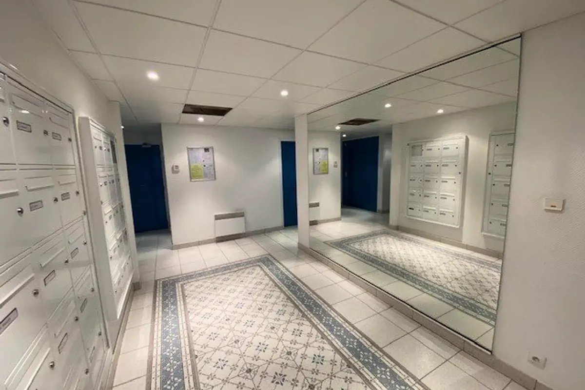 3 Pièces 6 Personnes