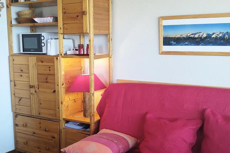 1 Pièce 4 Personnes