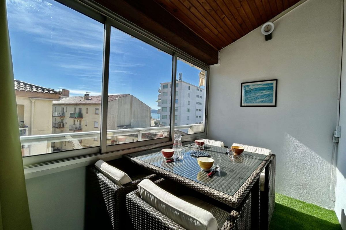 STUDIO Mezzanine - SAINTE MAXIME - 5 COUCHAGES - La vacanceraie