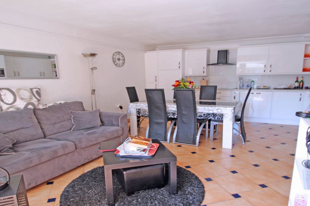 Appartement Appt T3 - 4 pers - Climatisation - Piscine