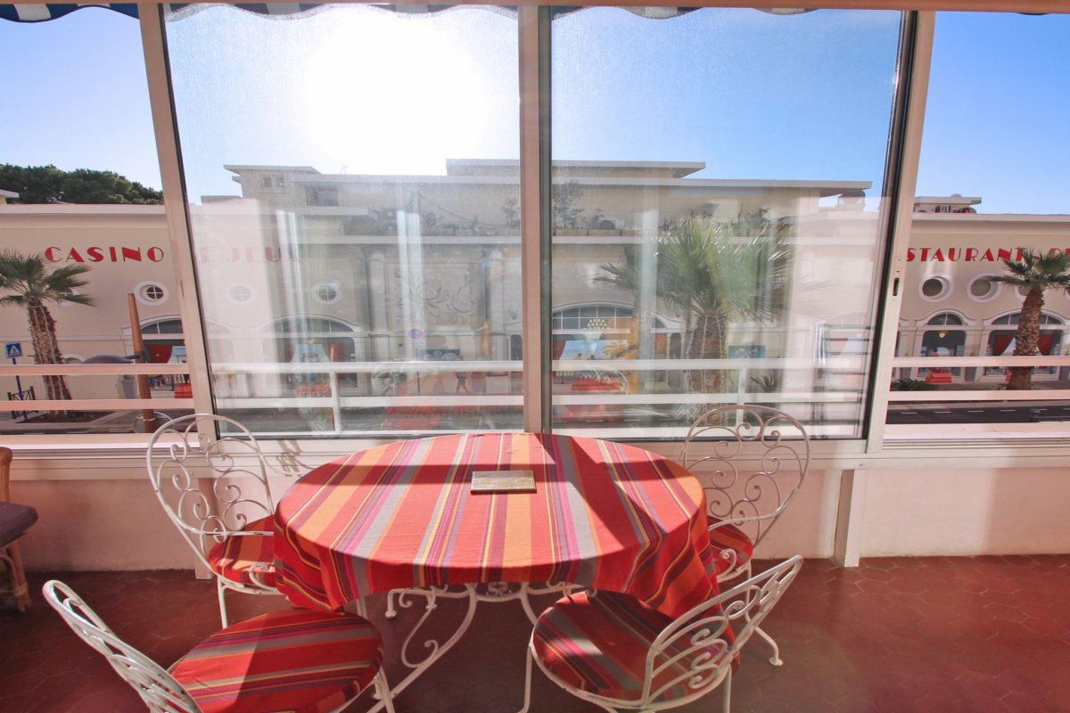 Appartement Appt T4 face à la plage - Clim - Ste Maxime
