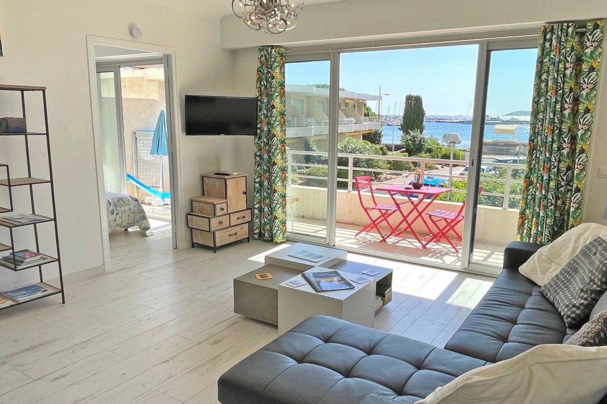 Appartement Appt T2 - Centre ville et plage - Vue Mer - Clim