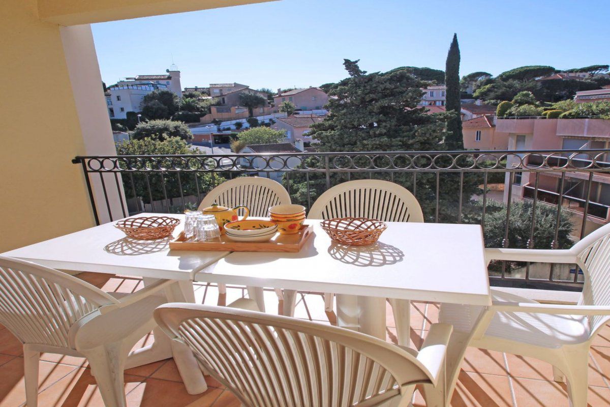 Appartement Apartment Port marine T4 mit Pool Residenz