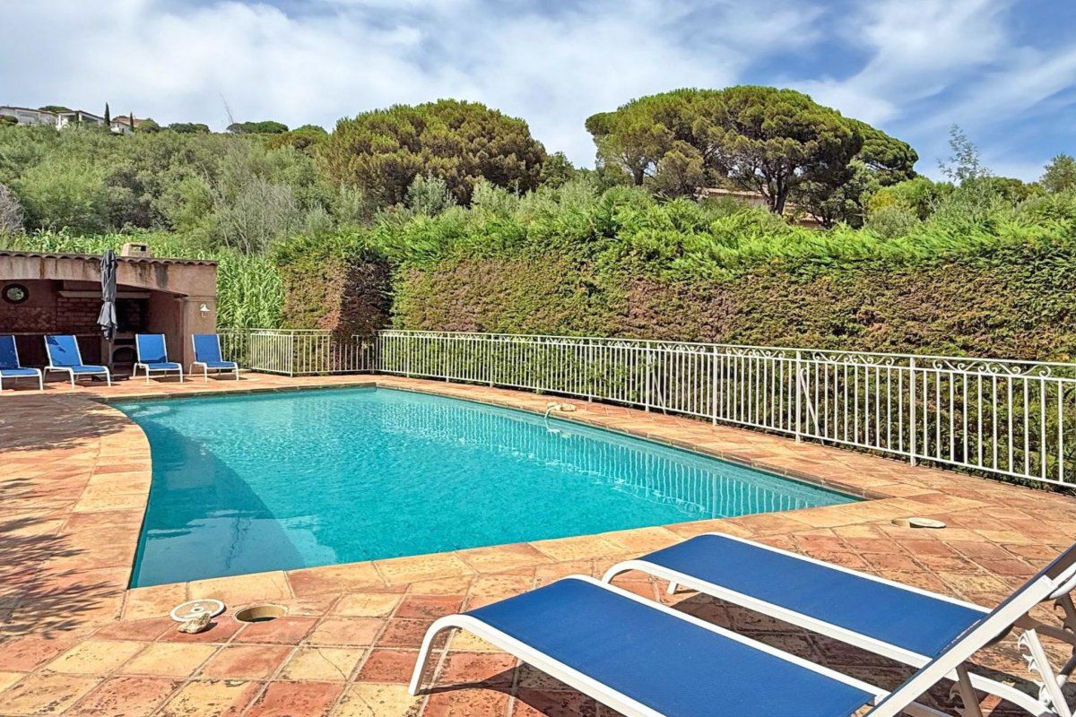 Maison Villa Cavok 6 Pers- Piscine privée - Clim - Wifi