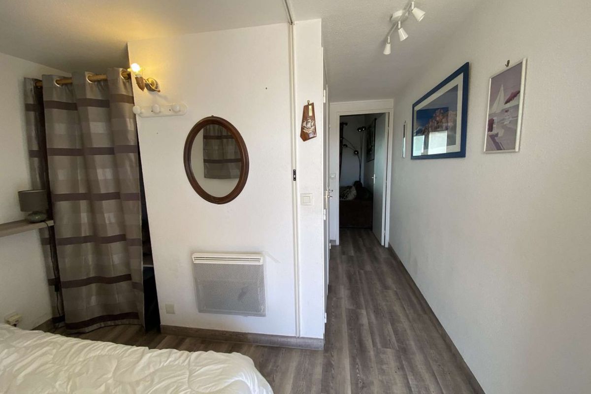 STUDIO CABINE- SAINTE MAXIME 83  4 COUCHAGES - La vacanceraie