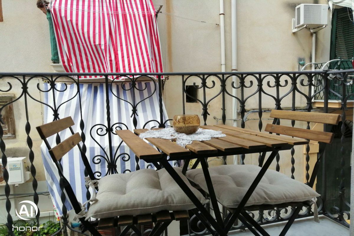 Appartement Wohnung im Zentrum mit Balkon, in der Nähe des Meeres