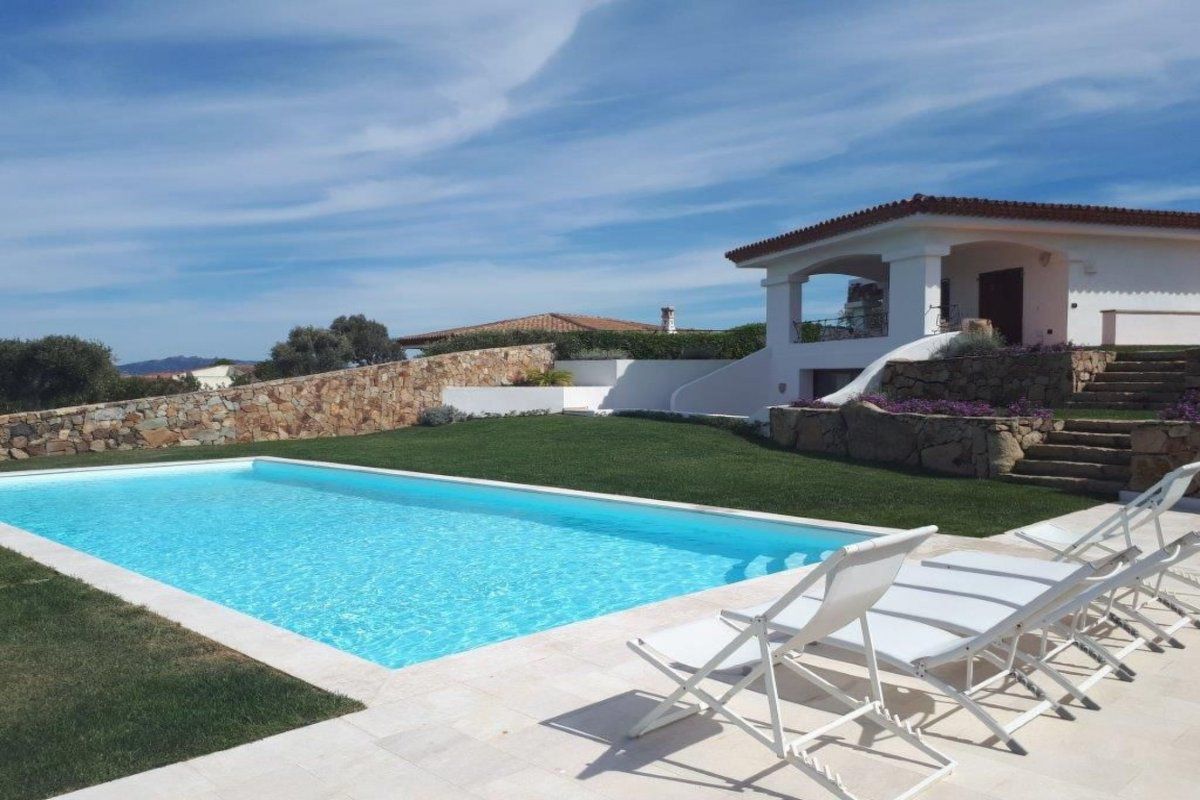 Maison Villa Smeralda mit privatem Pool und atemberaubendem Blick auf den Maddalena-Ar