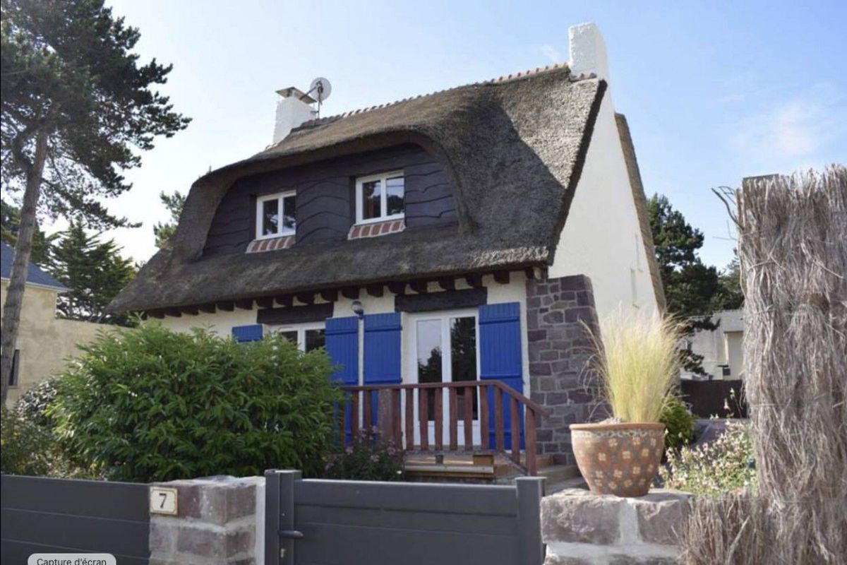 119  La Chaumière  Maison 8 pers. à 2 min à pied de la plage  Sables-dOr-les-Pins