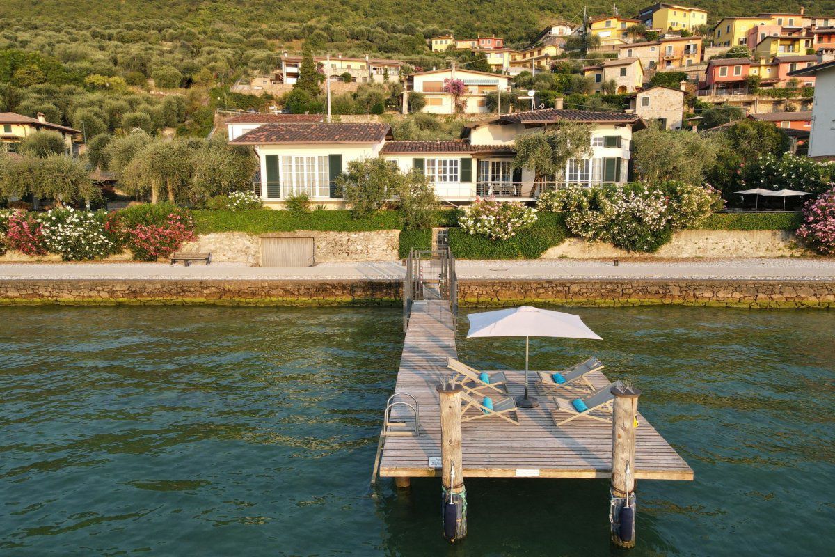 Maison Luxusvilla am Gardasee mit privatem Badesteg
