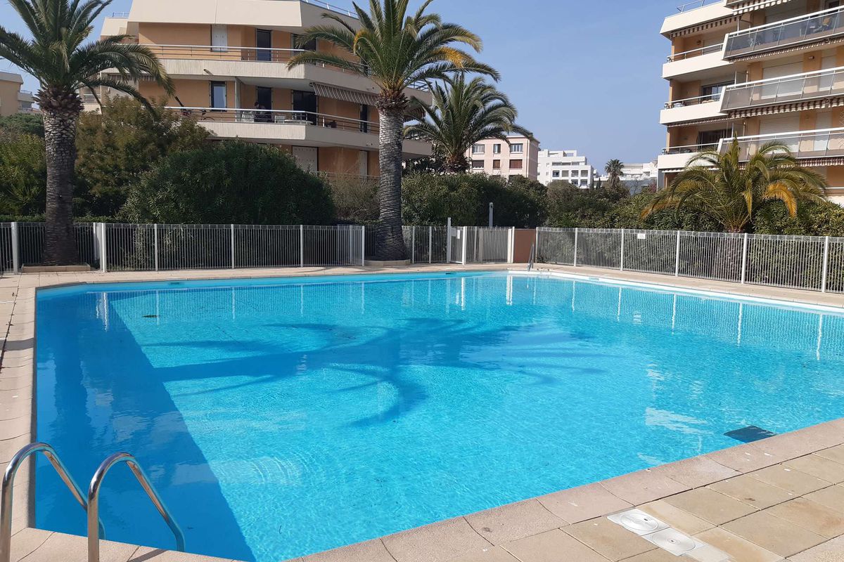 Appt Studio 2 couchages FREJUS - Miougrano