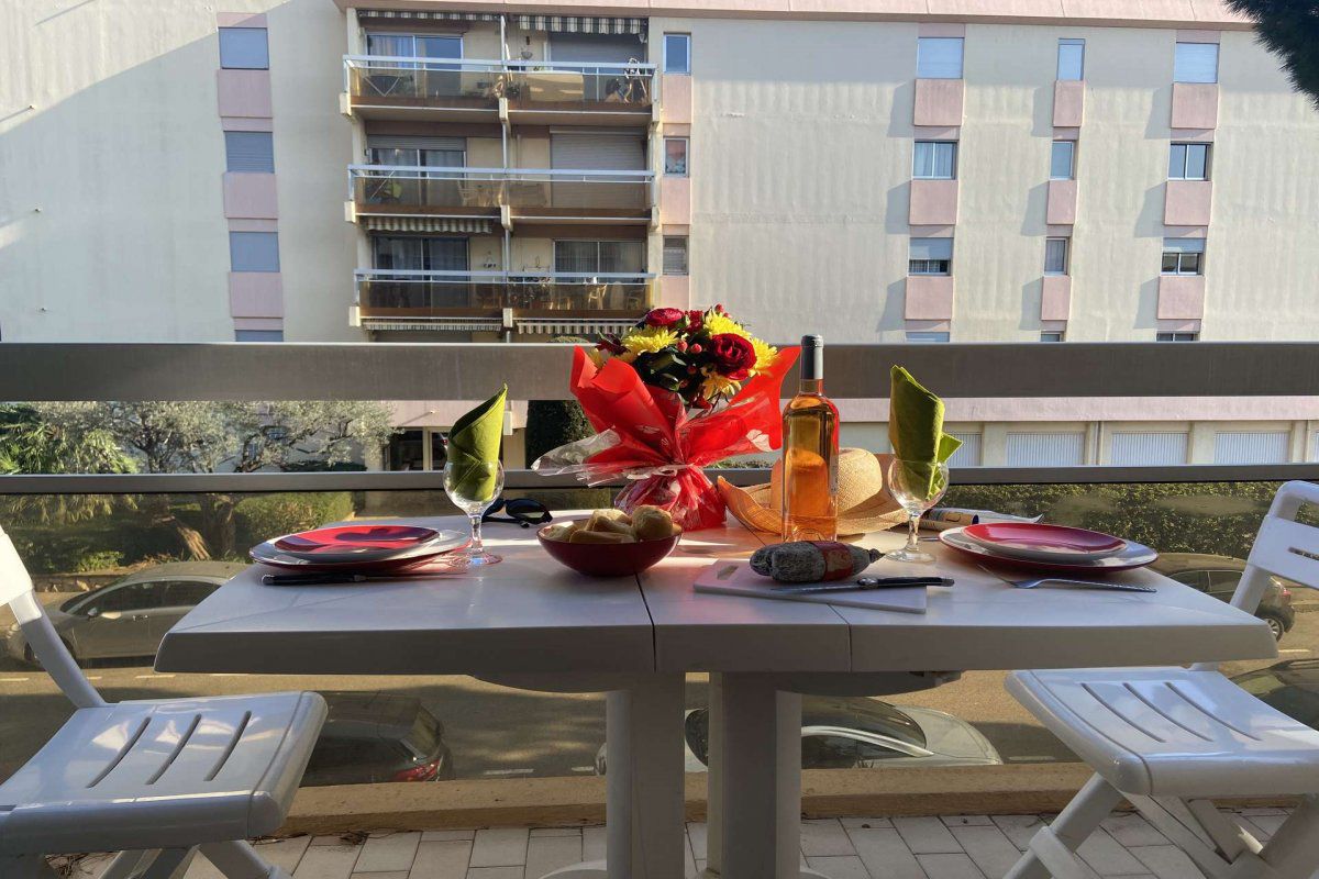 Appt Studio 2 couchages FREJUS - Galion 2