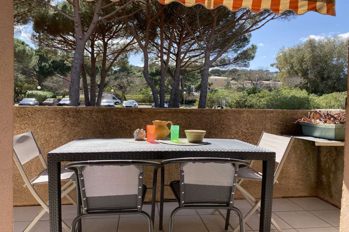 SAINTE MAXIME Appartement 2 pièces mezzanine 5 couchages - Soleil d or ii