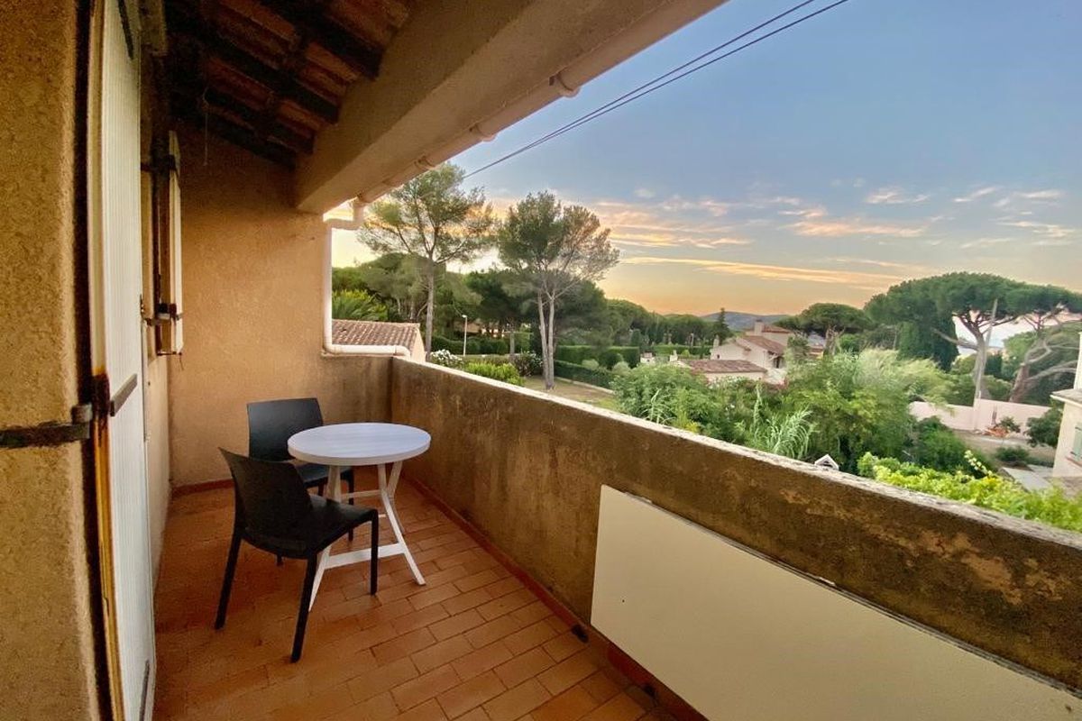 Sainte Maxime (83) - La Nartelle-Soleil d'or - jusqu'à 4 pers - Le soleil d or i