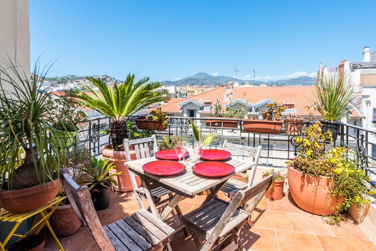 Happyfew La terrasse de Rossini