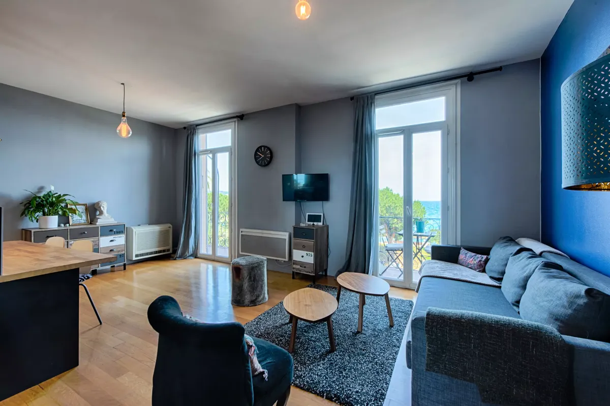 HappyFew Promenade Carras