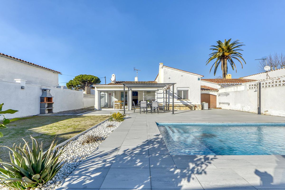 Maison Villa Montgrí