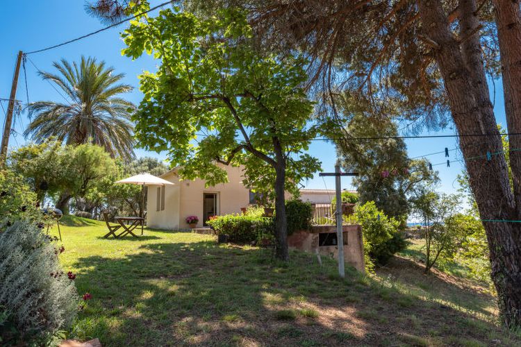 Maison Maison Josée