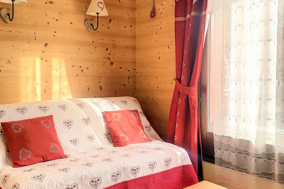 SH104 - Studio 4 pers centre des Carroz