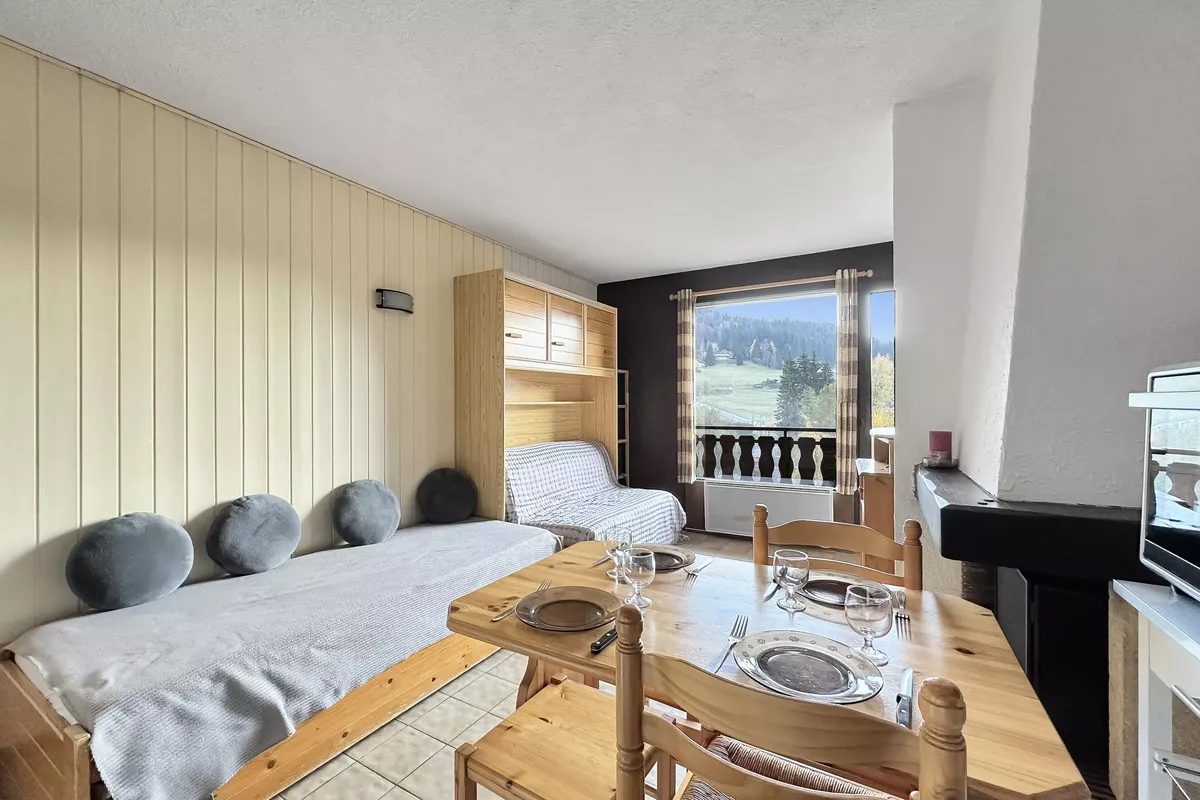 MOU2E Studio 4 Pers centre des Carroz