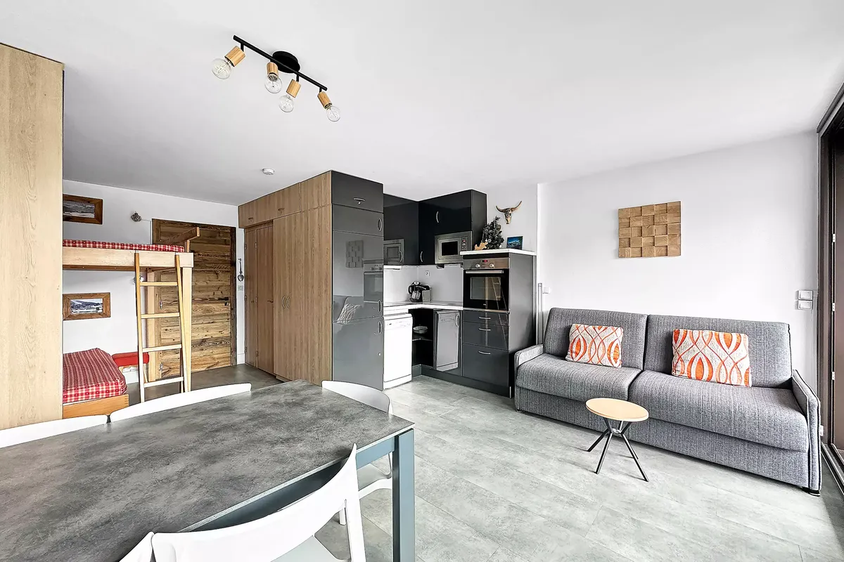 PLA113 - Studio 4 pers. centre station Carroz