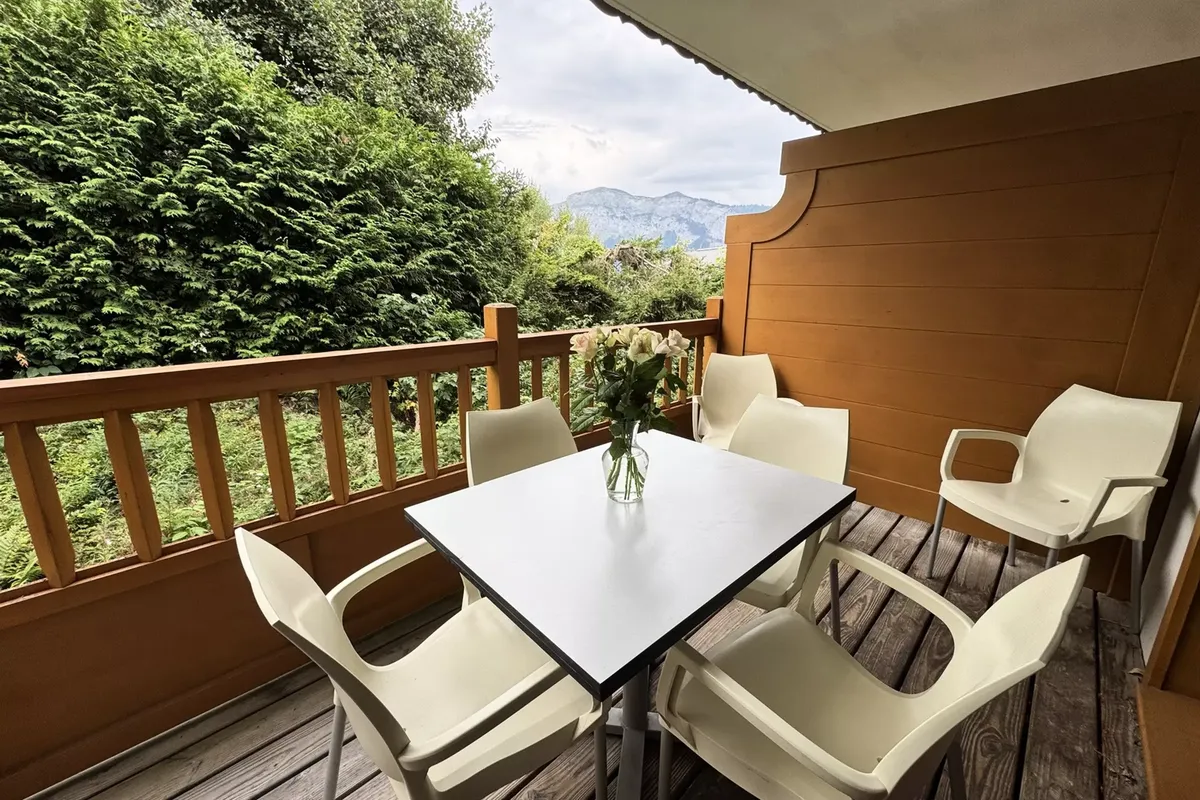 3 Pièces 6 Personnes