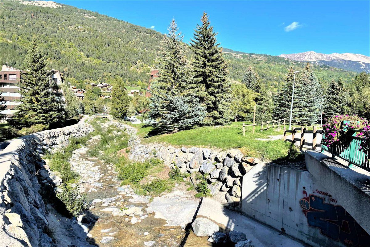 Appartement 2 pièces 4 couchages LA SALLE LES ALPES - Le bez