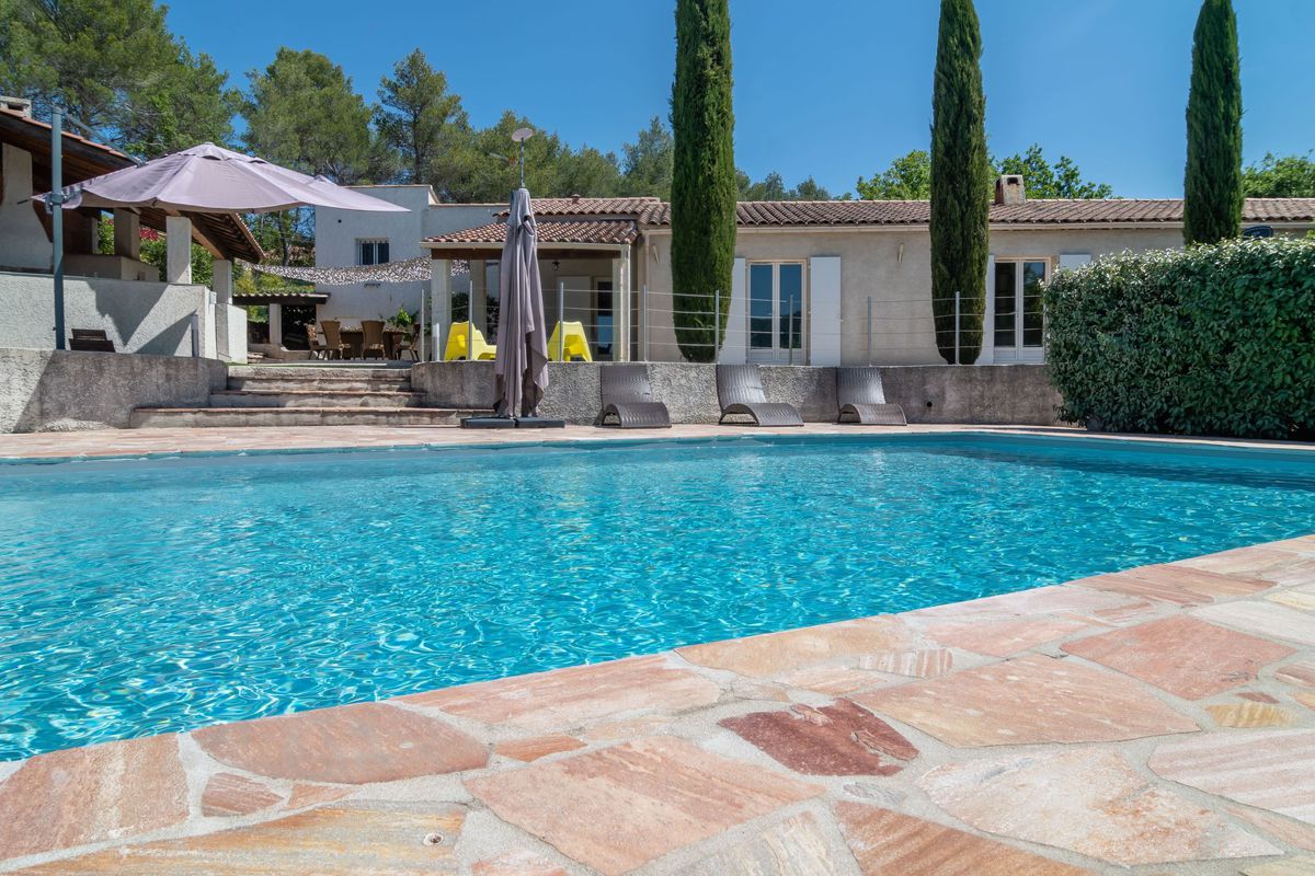 Maison Bois d'Astros