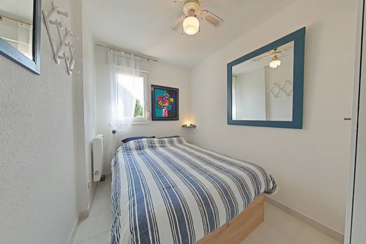 Appartement 2 pièces cabine 4 couchages LA LONDE LES MAURES - Super croisette 1