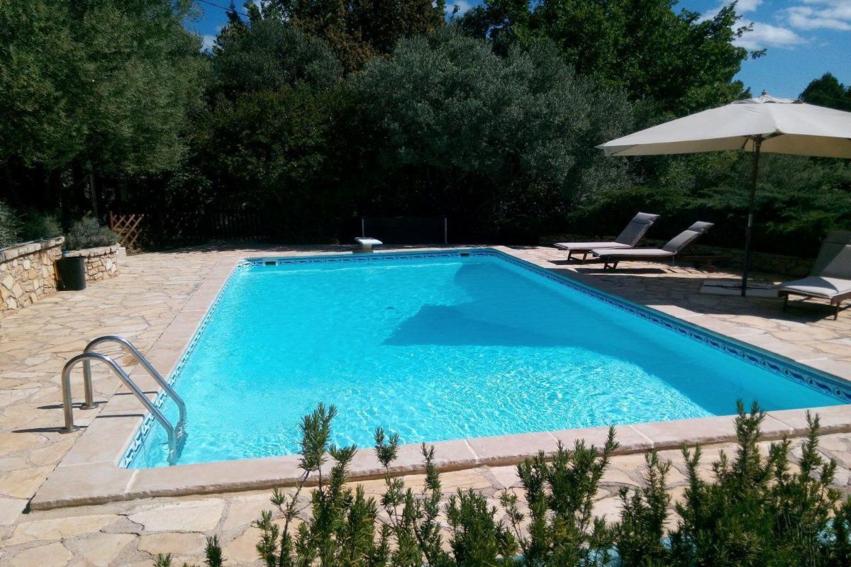 Maison mit privatem Pool in Cotignac