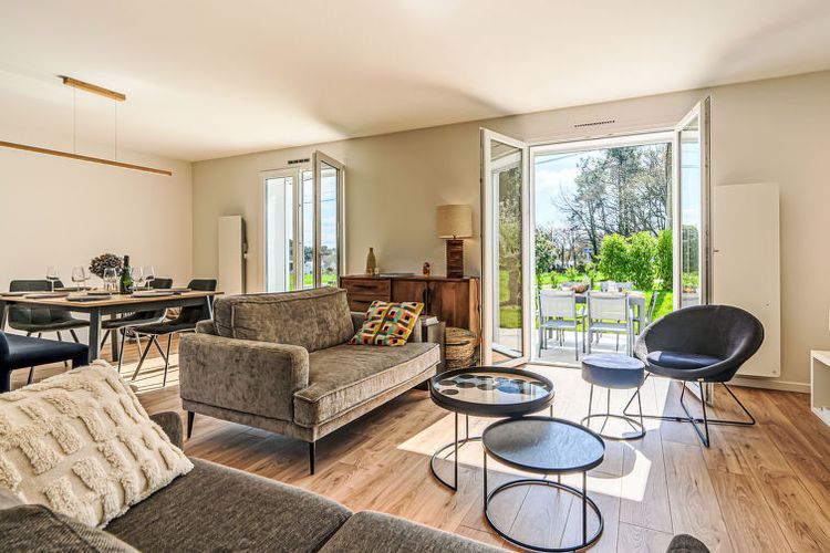 Maison La Tour Bourgerel avec piscine