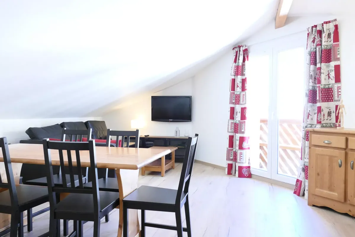 3 Pièces 6 Personnes