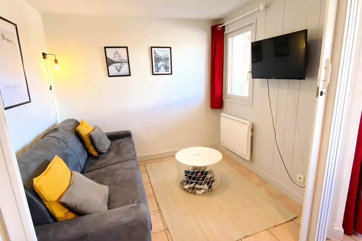 Studio avec coin montagne proche des pistes, secteur calme